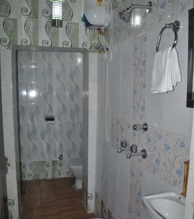 Shri Guest House Varanasi Exterior photo