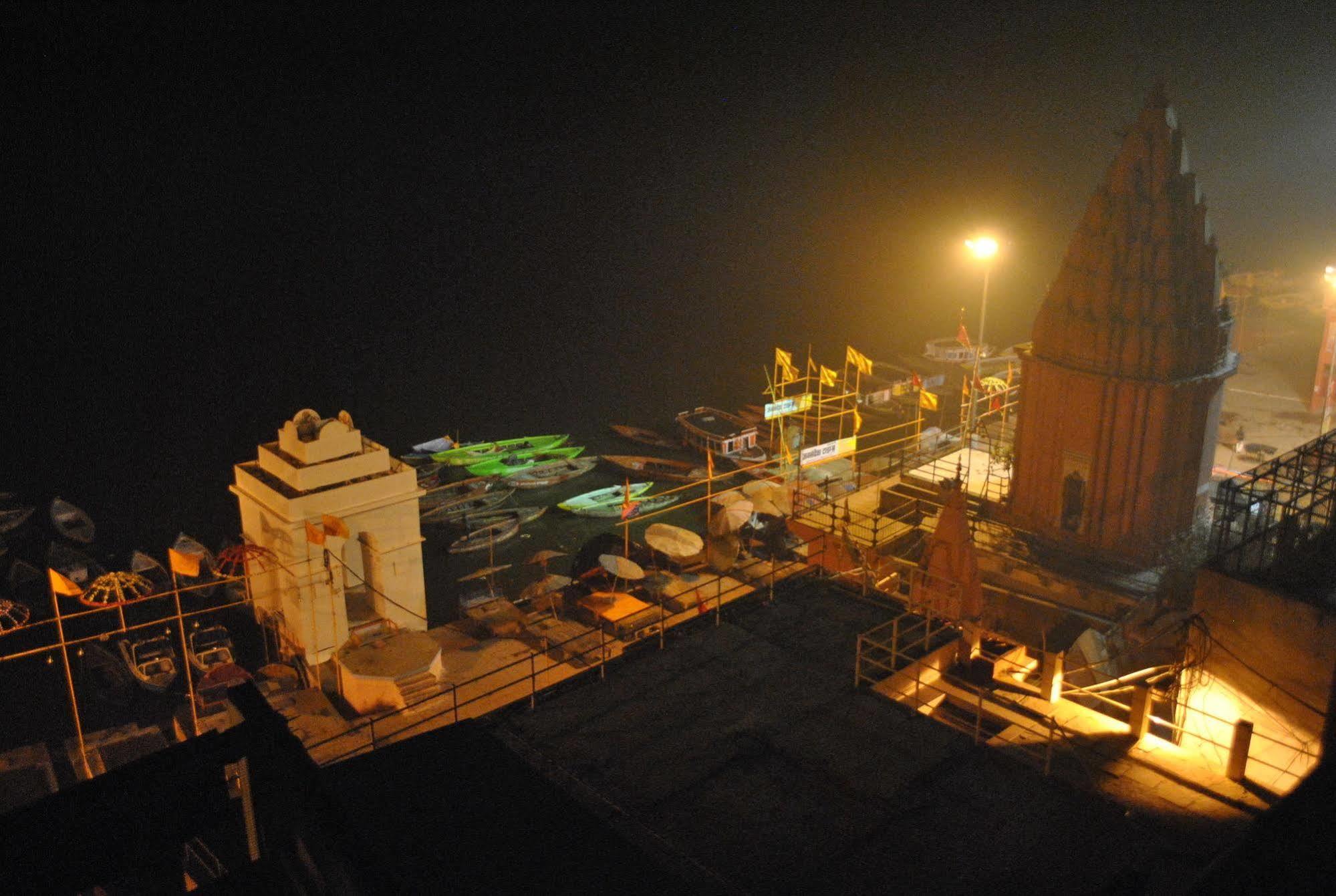 Shri Guest House Varanasi Exterior photo